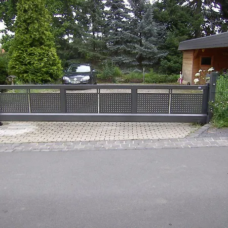 Uhlemann - Nur 15 Minuten Bis In Altstadt Dresden