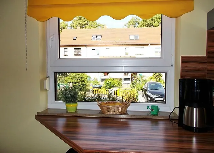 Uhlemann - Nur 15 Minuten Bis In Altstadt