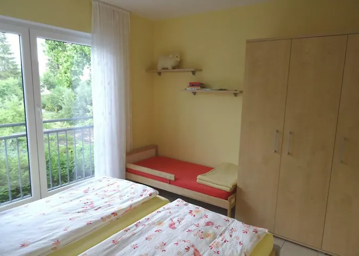 Uhlemann - Nur 15 Minuten Bis In Altstadt