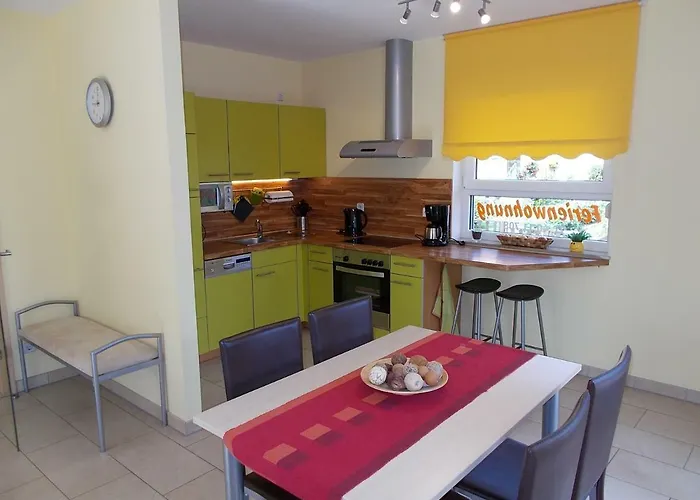 Uhlemann - Nur 15 Minuten Bis In Altstadt