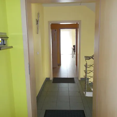 Uhlemann - Nur 15 Minuten Bis In Altstadt Appartamento *