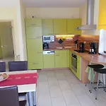 Uhlemann - Nur 15 Minuten Bis In Altstadt Dresden