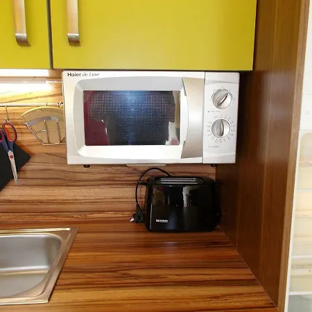 Uhlemann - Nur 15 Minuten Bis In Altstadt Appartement